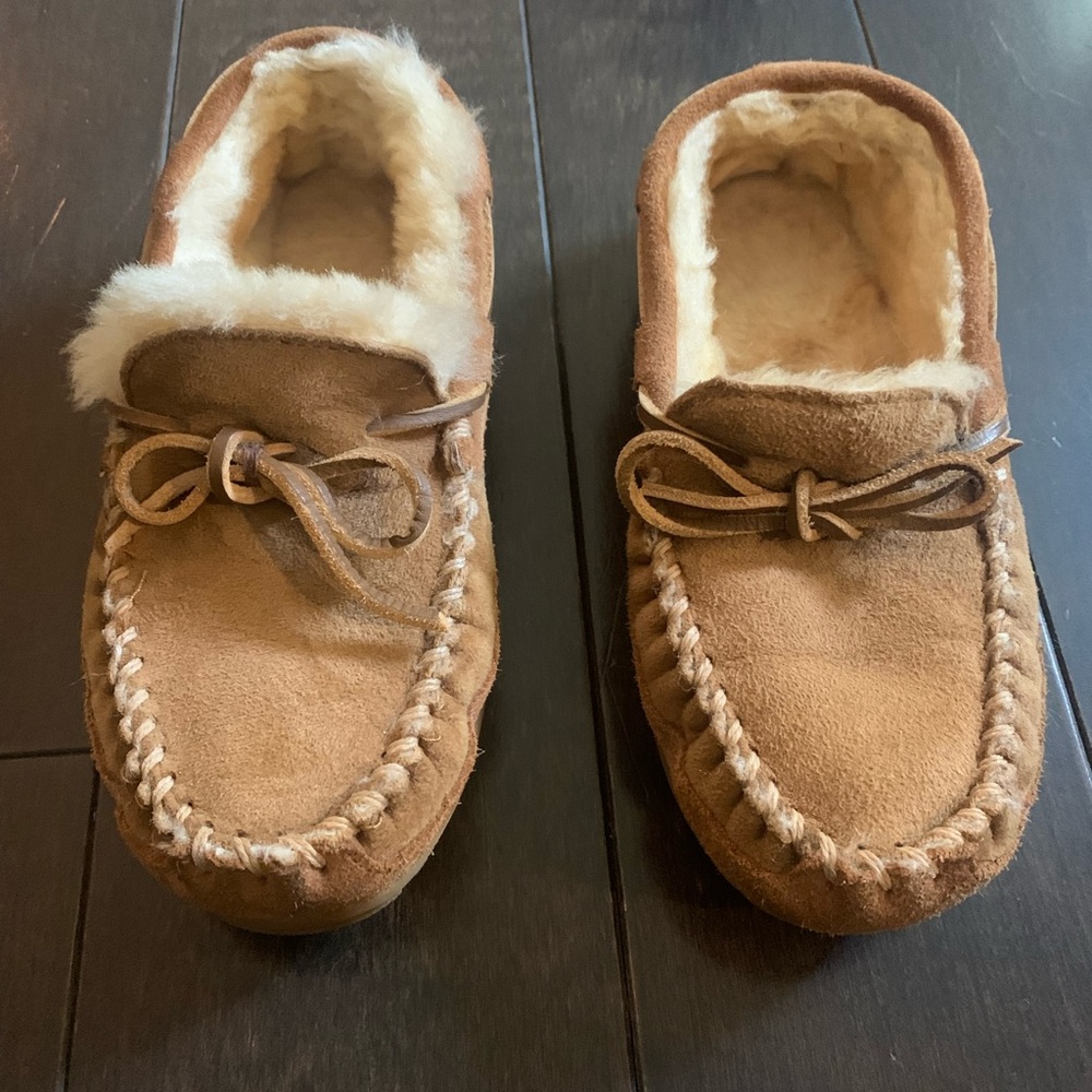 Youth Size 3 LL Bean Slippers